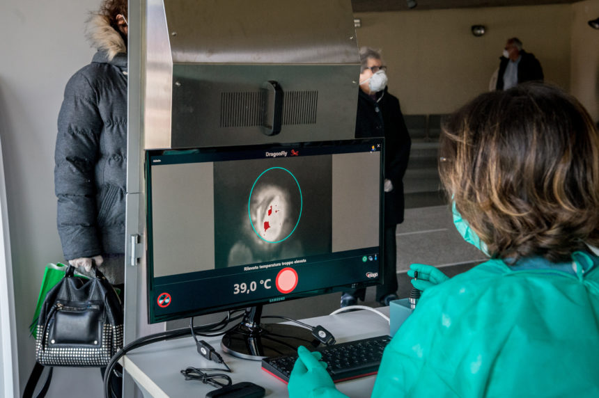 Ministerul Economiei: Pro-Optica şi IOR au dezvoltat şi produs un scanner termic de concepţie 100% românească